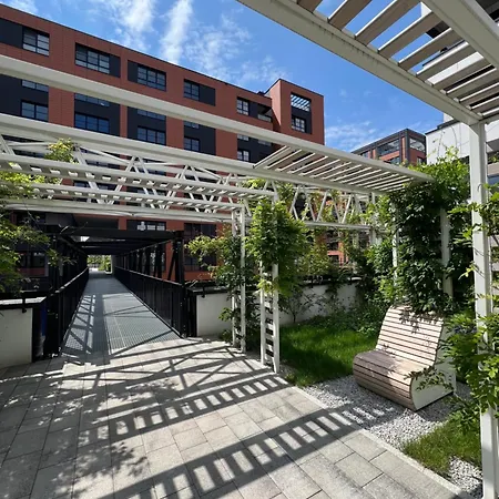 Widoki3 Montownia Foodhall * 그단스크